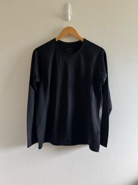 Patagonia Black Long Sleeve Tee size XL
